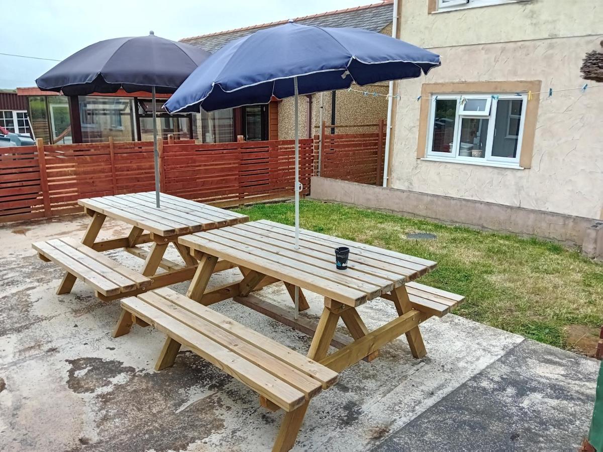 Criw Bach Static Caravan Apartment Bryncroes Екстериор снимка